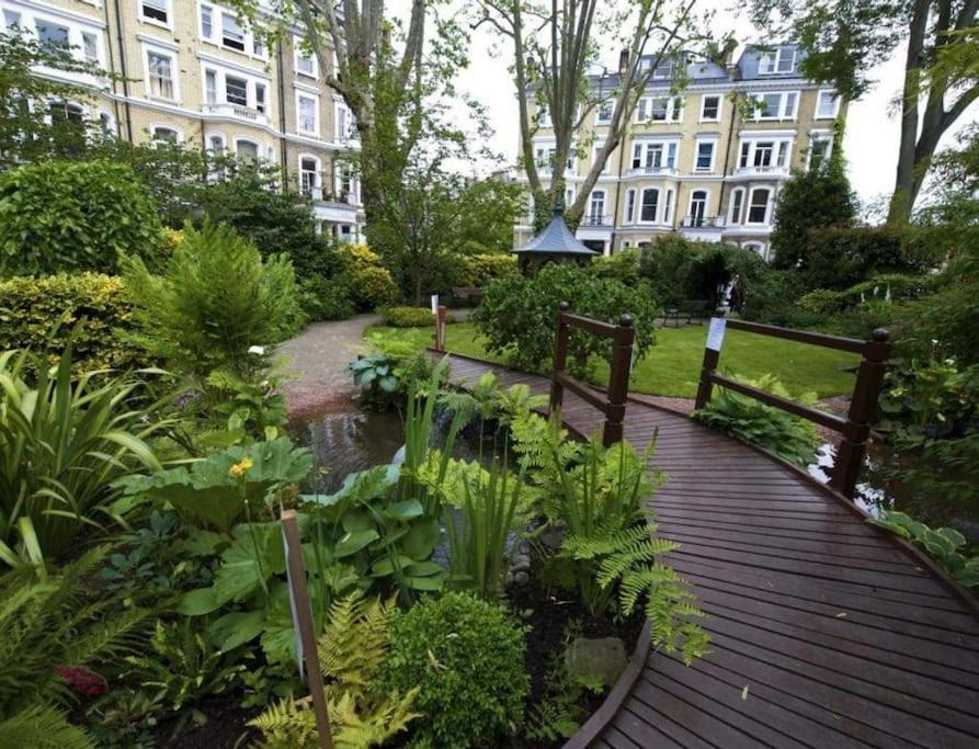 Apartamento Stunning 2 Bed/2Bath Flat In Heart Of Kensington Londres Exterior foto